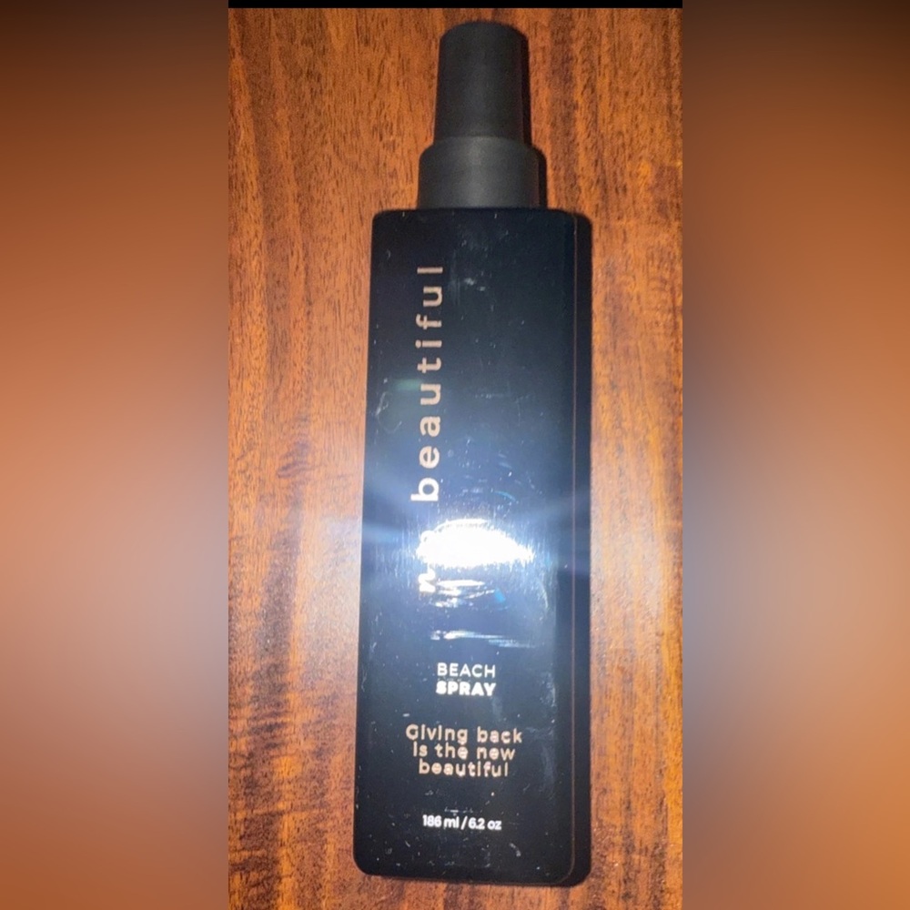 N P Beautiful Beach Spray 6.2 Ounces    New In Box